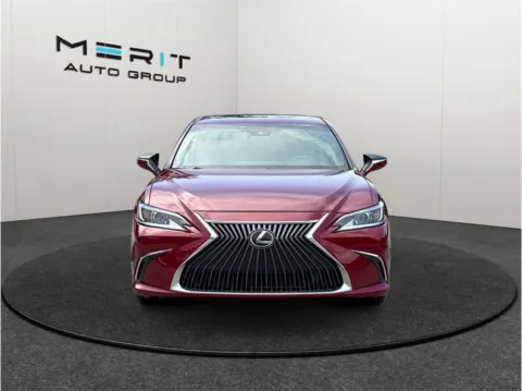 Another view of 2020 Lexus ES 350 Sedan 4D for sale in Jacksonville, FL at Merit Auto Group Atlantic