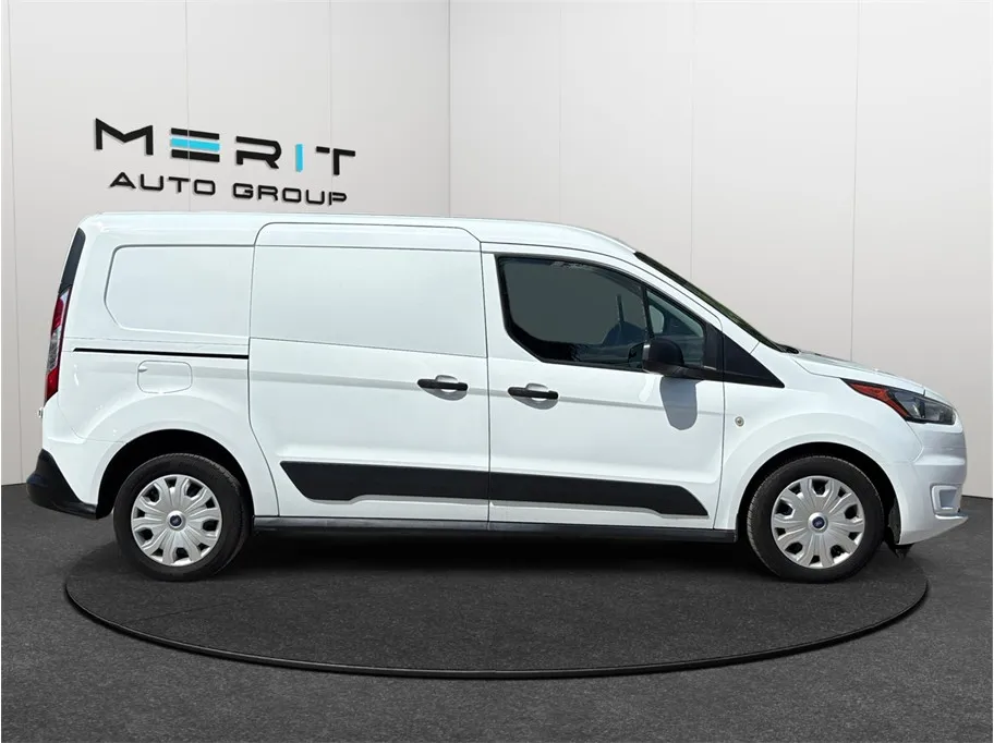 Ford Transit Connect photo 10