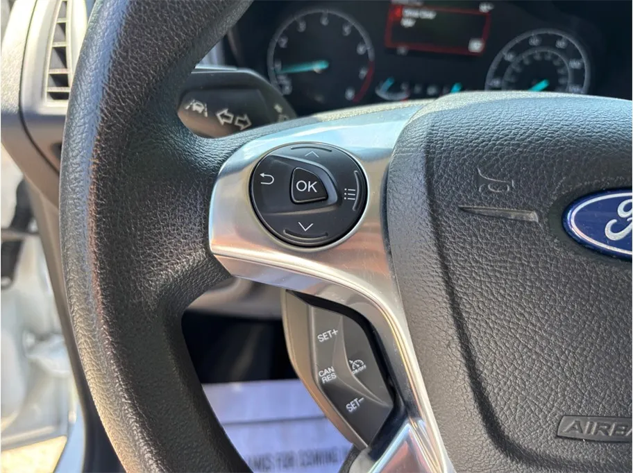 Ford Transit Connect photo 22