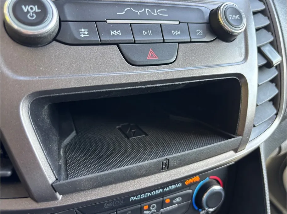 Ford Transit Connect photo 24