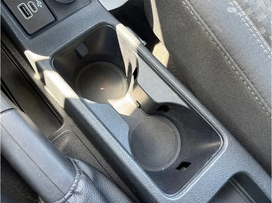 Ford Transit Connect photo 29