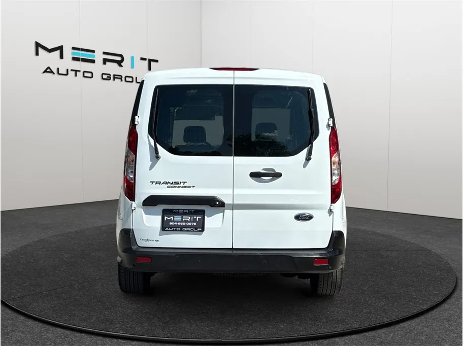 Ford Transit Connect photo 8