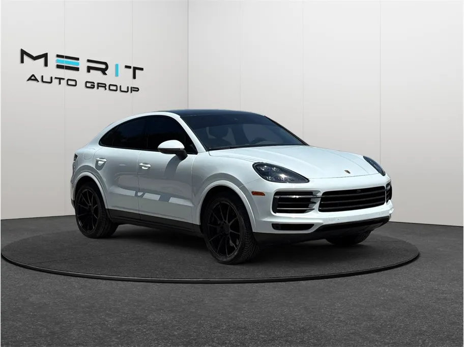 White 2022 Porsche Cayenne Coupe Platinum Edition Sport Utility 4D for sale in Jacksonville, FL