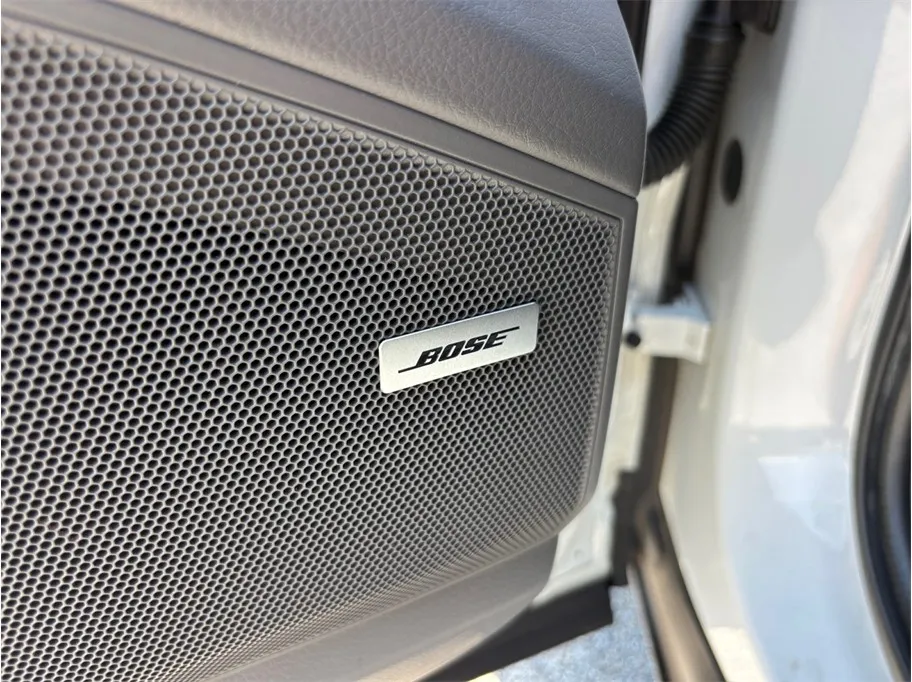 Porsche Cayenne photo 22