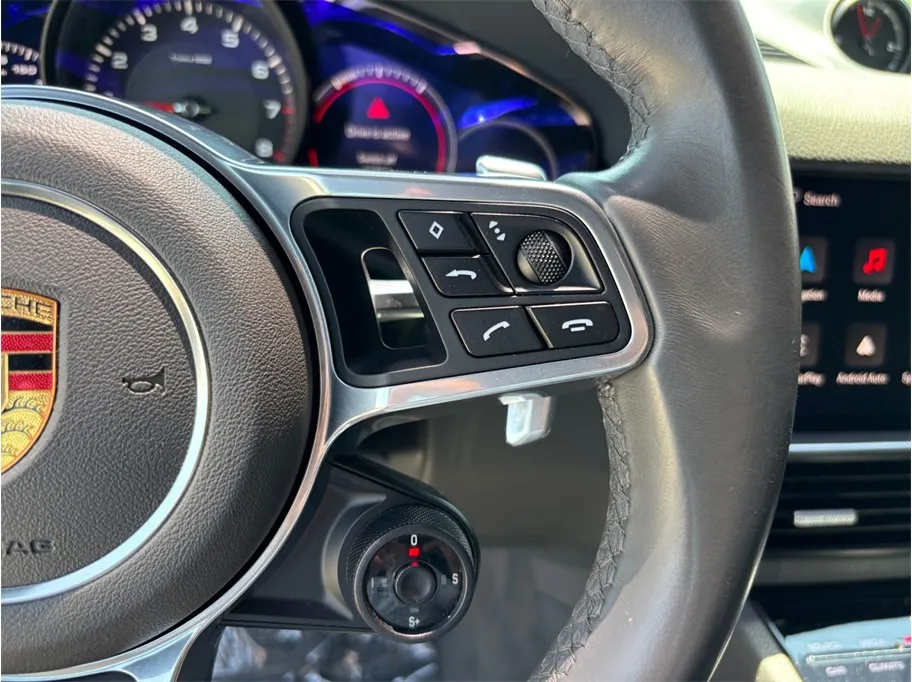 Porsche Cayenne photo 26