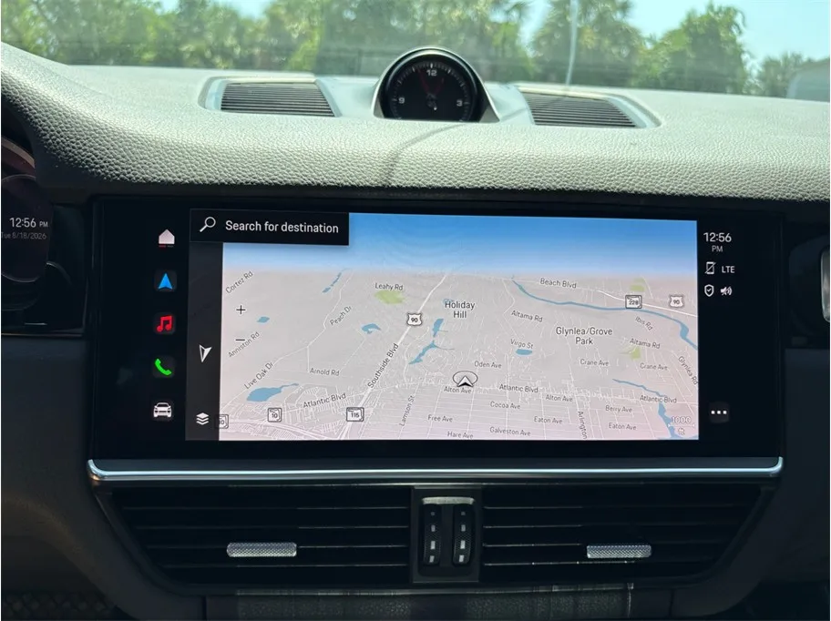 Porsche Cayenne photo 29