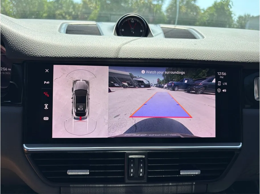 Porsche Cayenne photo 30