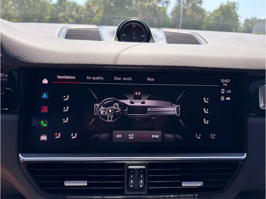 Porsche Cayenne photo 31
