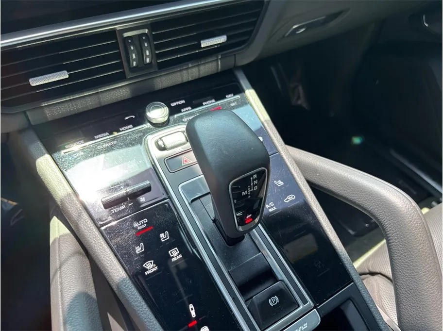 Porsche Cayenne photo 34