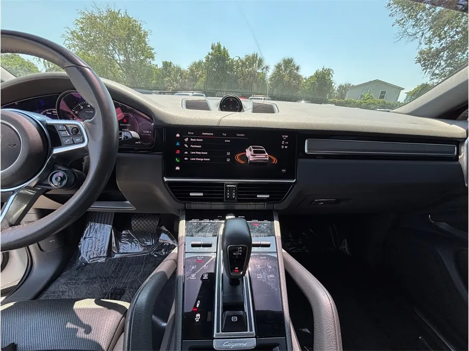 Porsche Cayenne photo 35