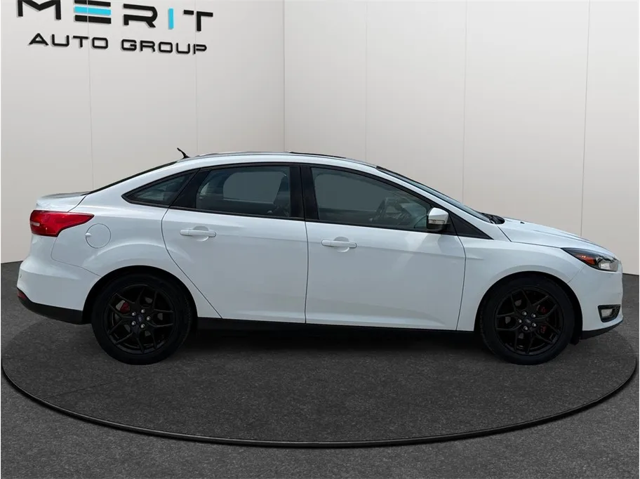 Ford Focus photo 10