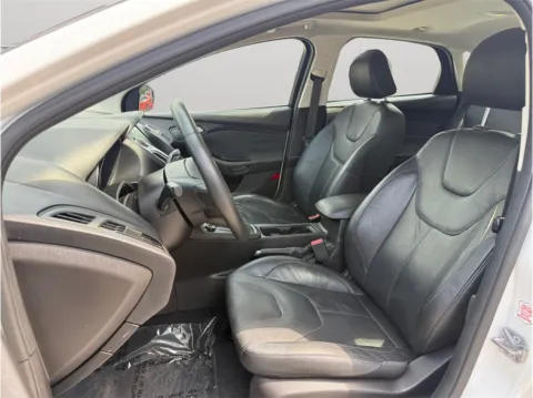 Photos of 2016 Ford Focus SE Sedan 4D for sale in Jacksonville, FL at Merit Auto Group Atlantic