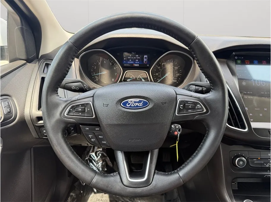 Ford Focus photo 21
