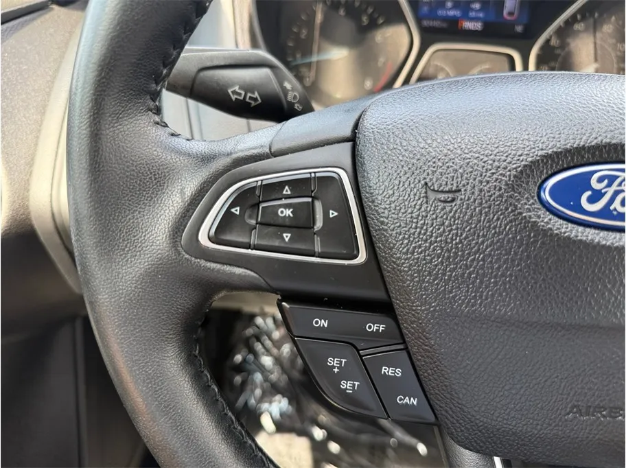Ford Focus photo 22
