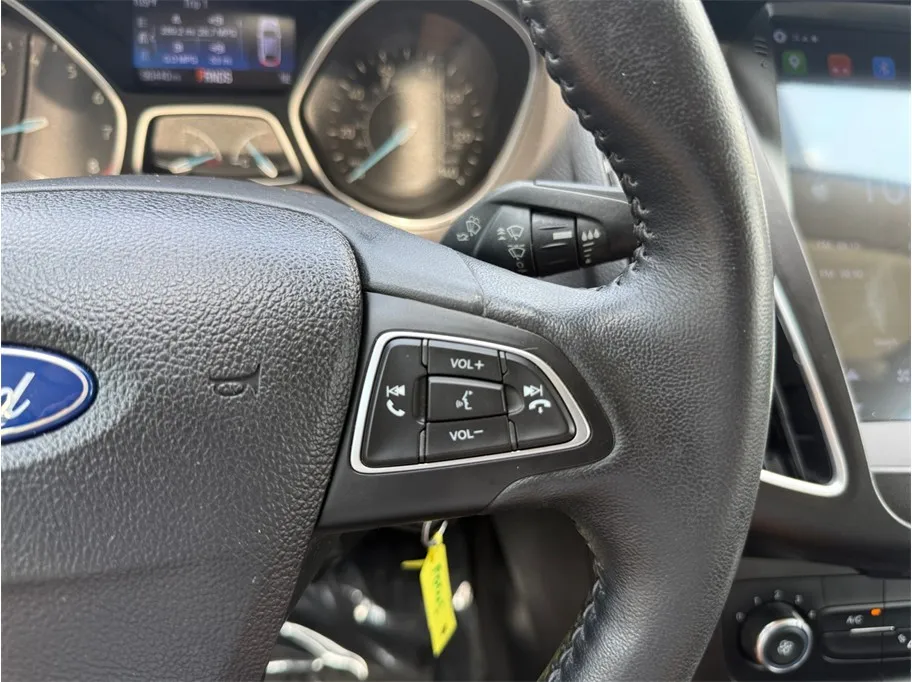 Ford Focus photo 23