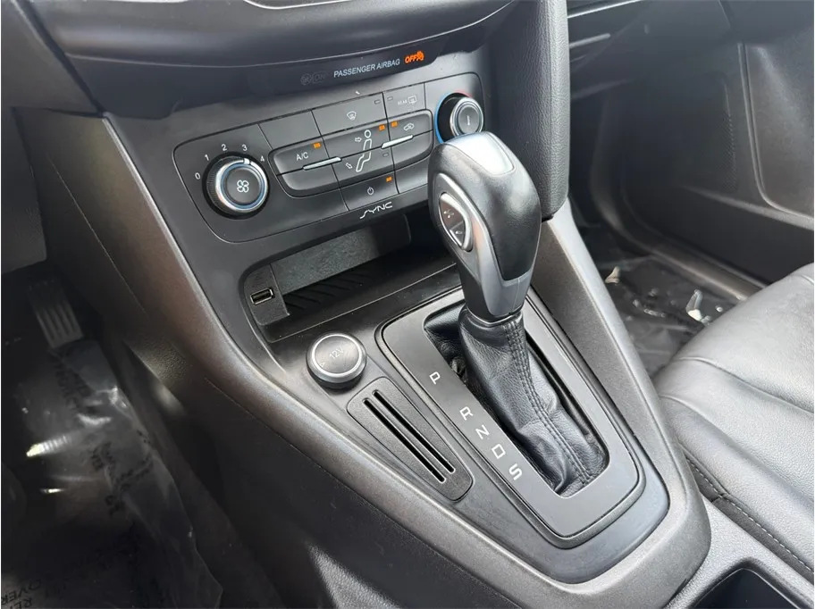 Ford Focus photo 31