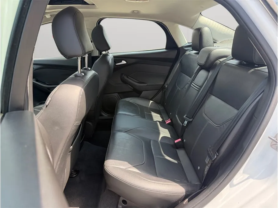 Ford Focus photo 33