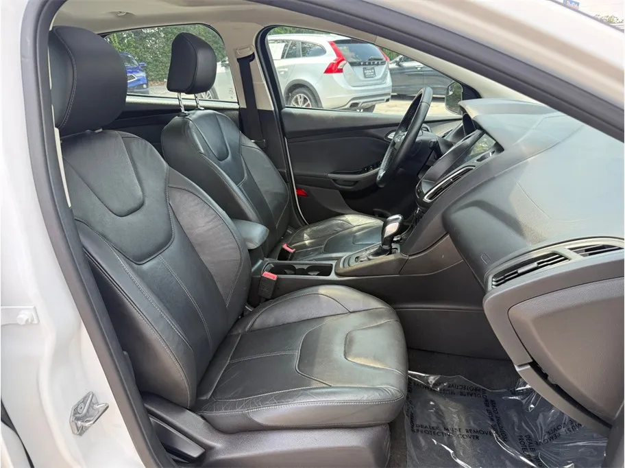 Ford Focus photo 37