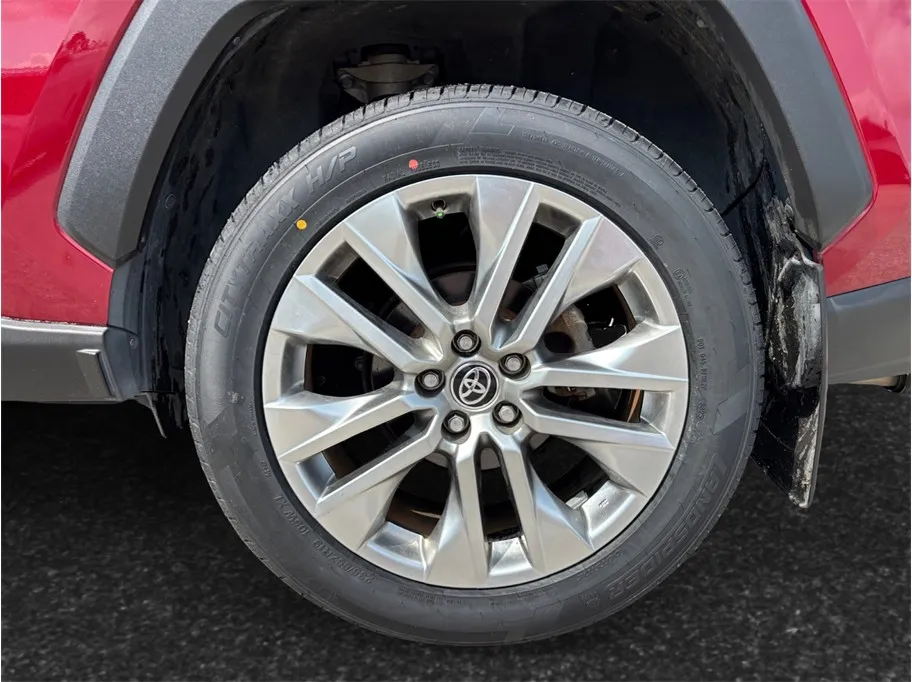 Toyota RAV4 photo 15