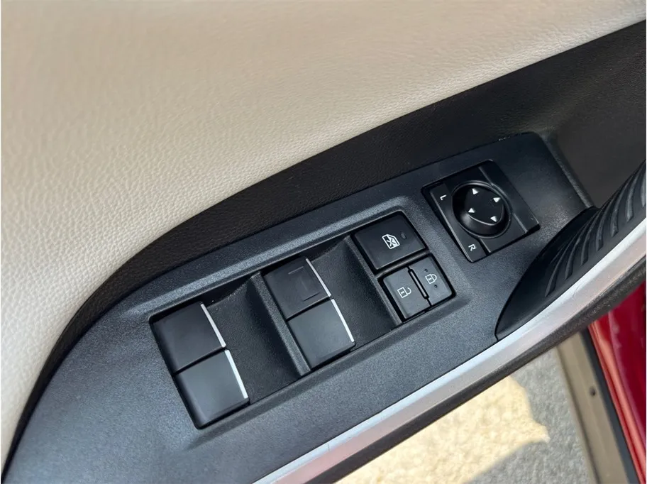 Toyota RAV4 photo 23