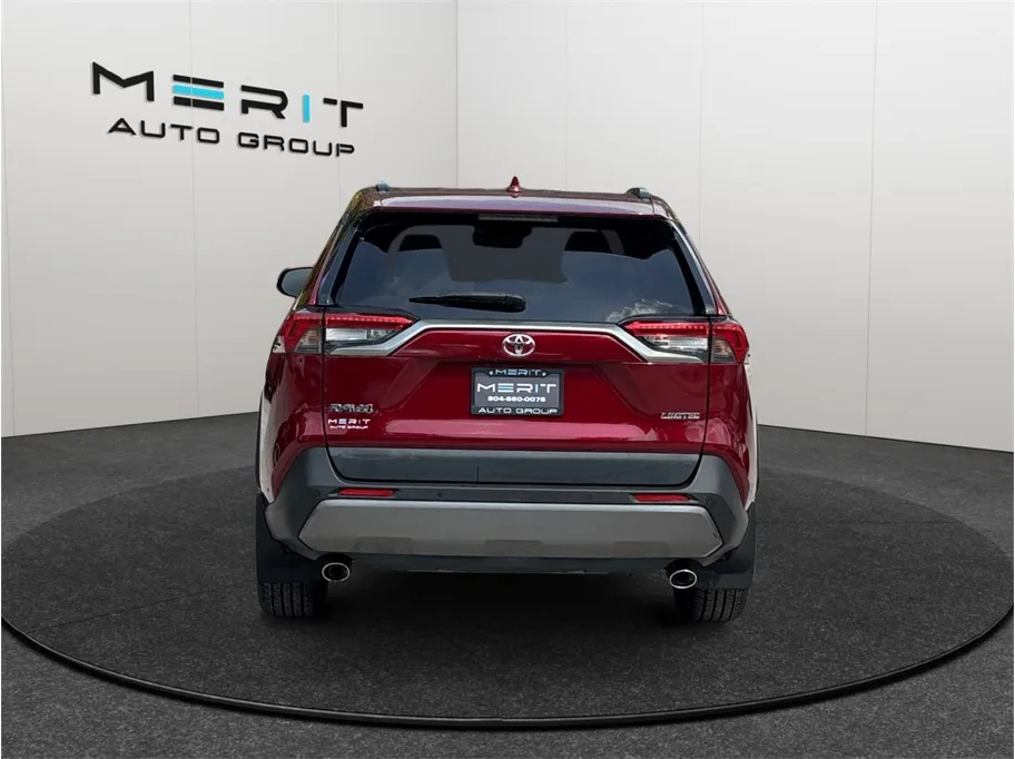 Toyota RAV4 photo 8