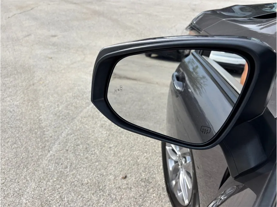 Toyota Sienna photo 18