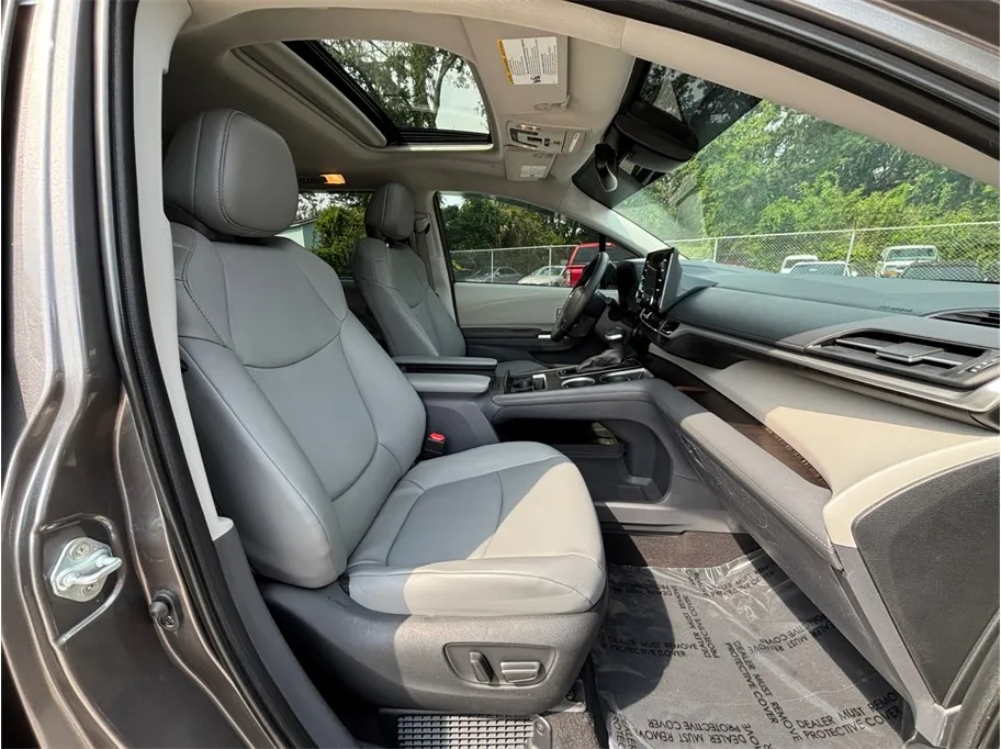 Toyota Sienna photo 41