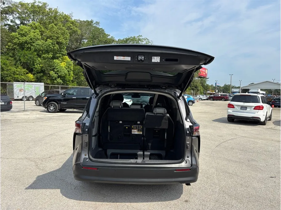 Toyota Sienna photo 45
