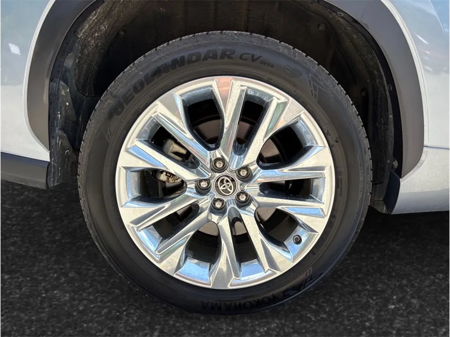 Toyota Highlander photo 15