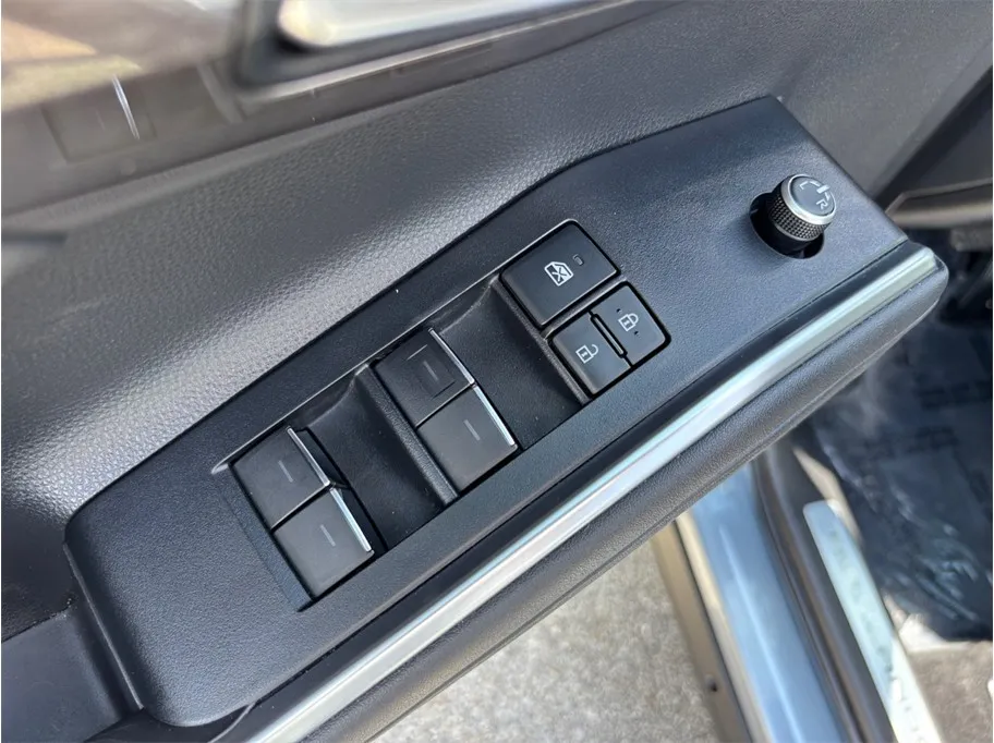 Toyota Highlander photo 22