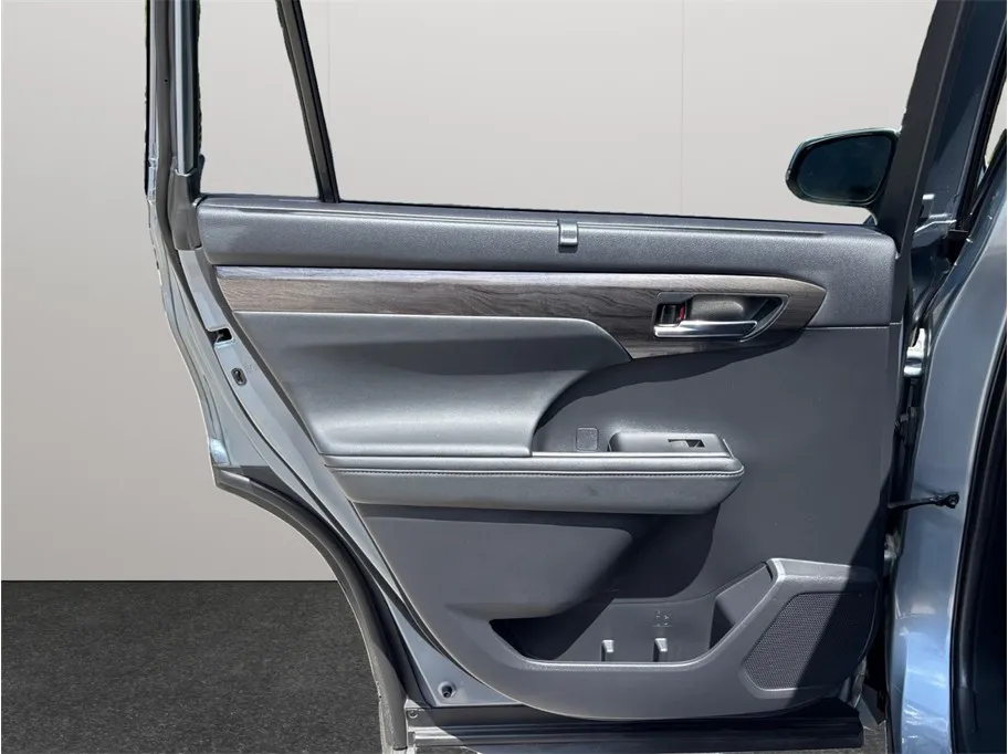 Toyota Highlander photo 41