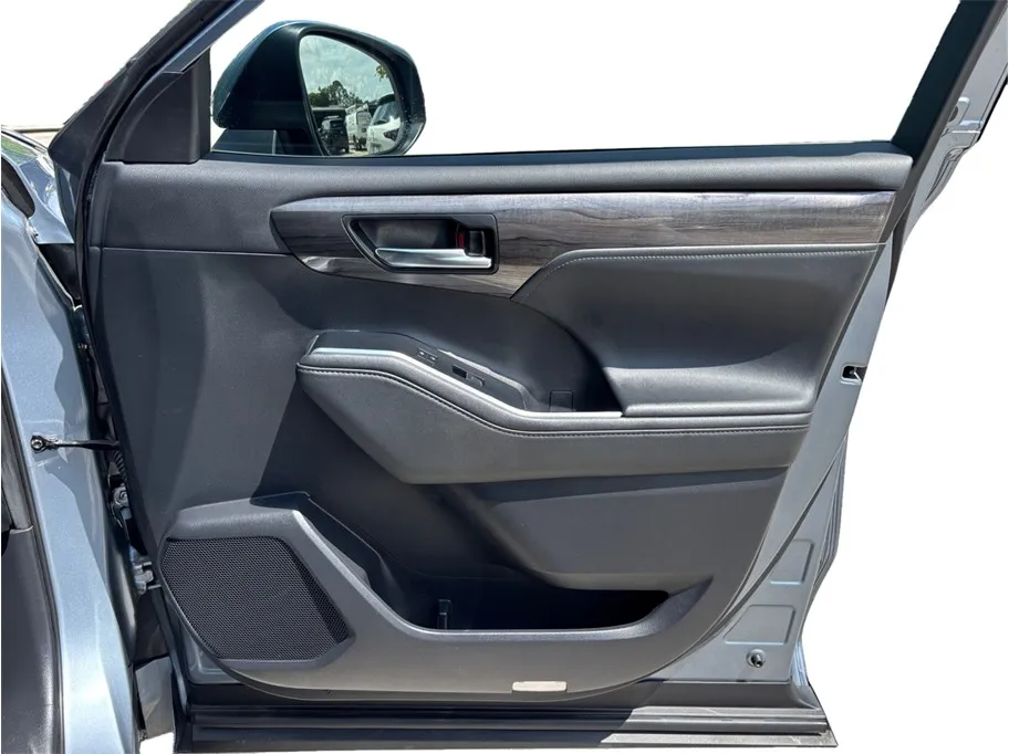 Toyota Highlander photo 49