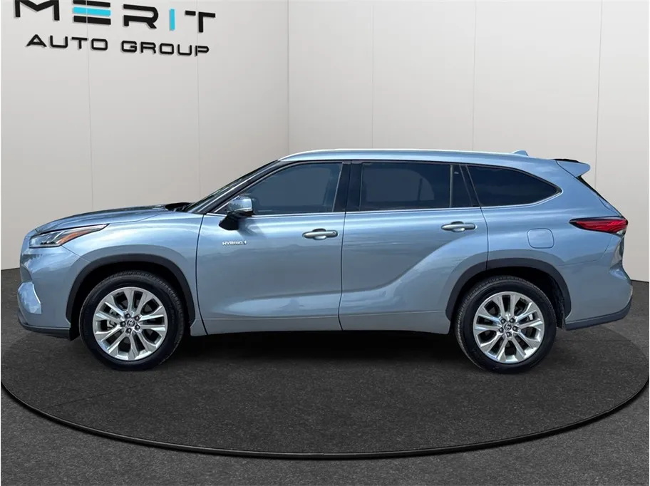 Toyota Highlander photo 5