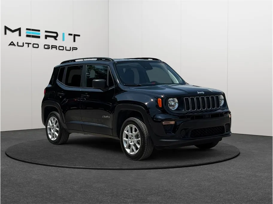 Black 2023 Jeep Renegade Latitude Sport Utility 4D for sale in Jacksonville, FL