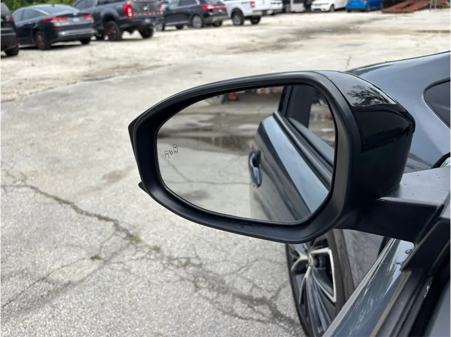 Toyota Prius photo 18