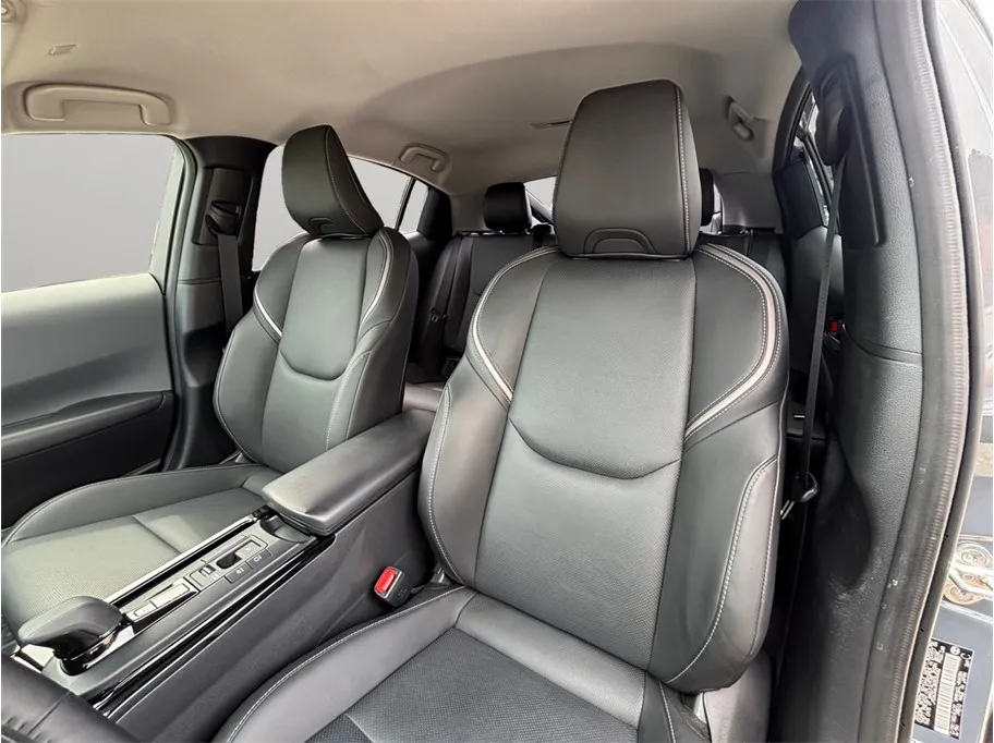 Toyota Prius photo 19