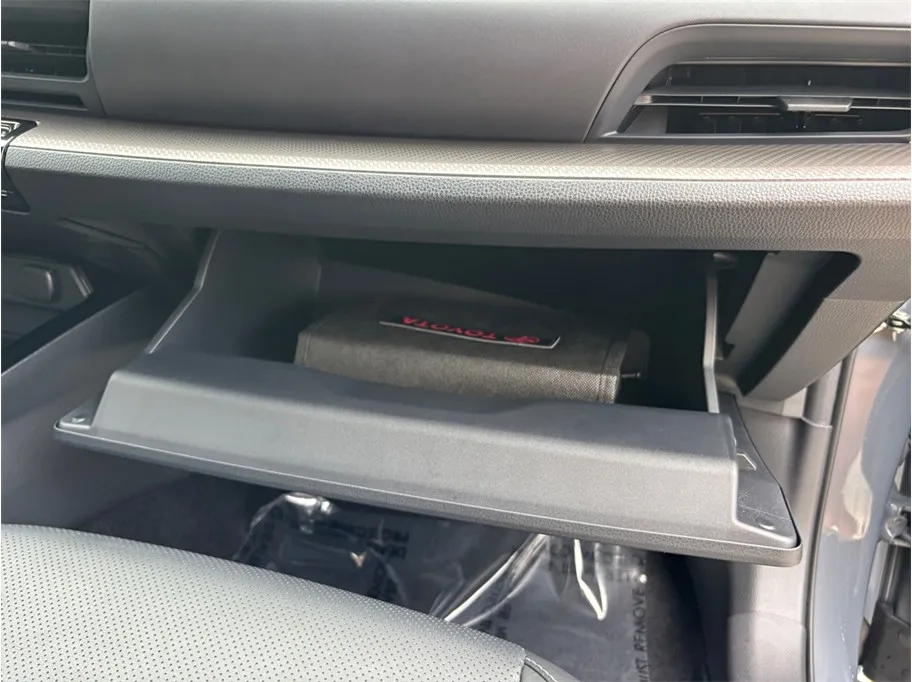 Toyota Prius photo 43