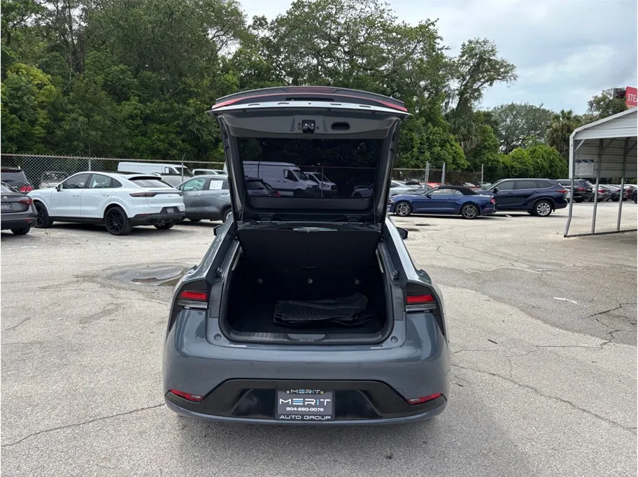 Toyota Prius photo 44