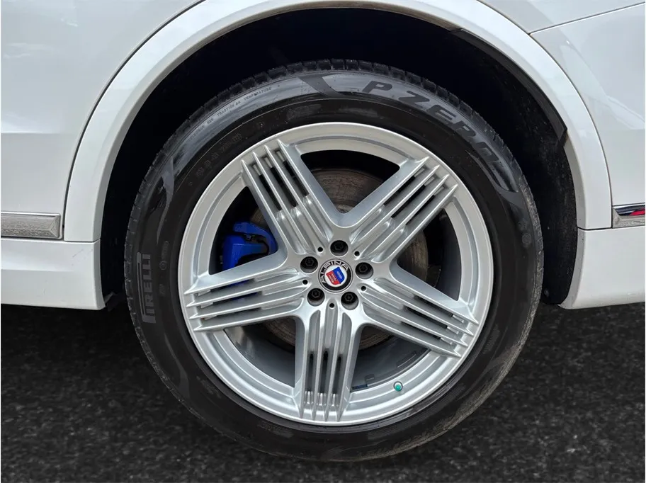 BMW X7 photo 14