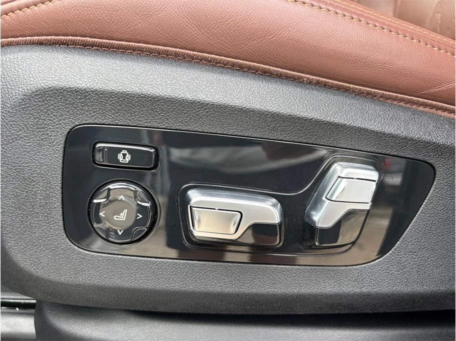 BMW X7 photo 20