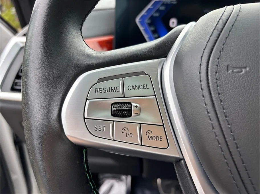 BMW X7 photo 28