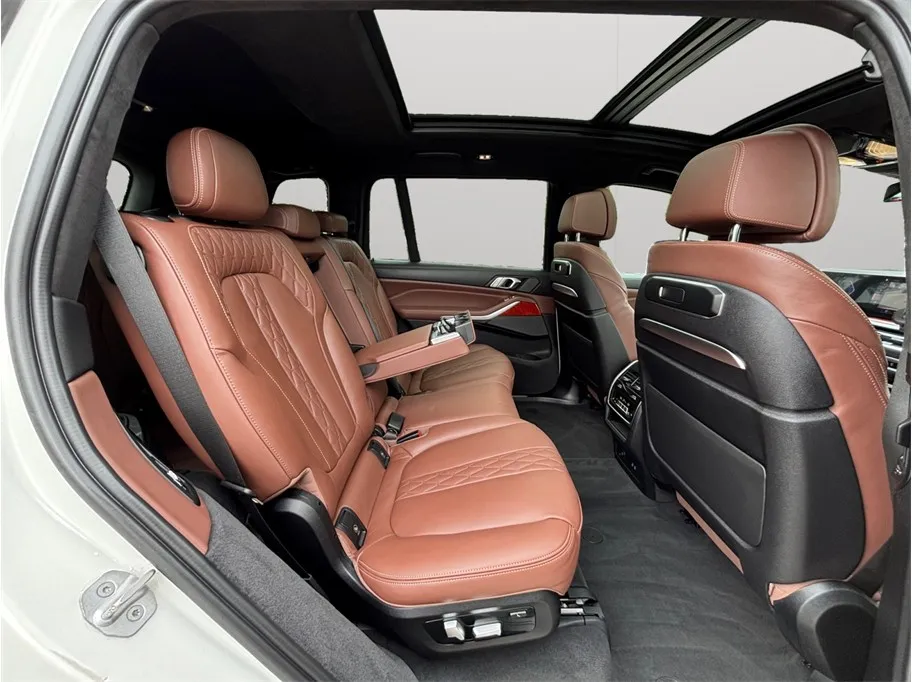 BMW X7 photo 48