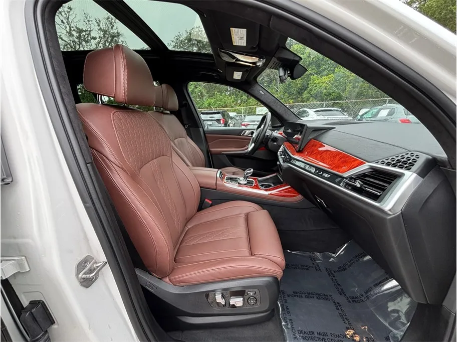 BMW X7 photo 49
