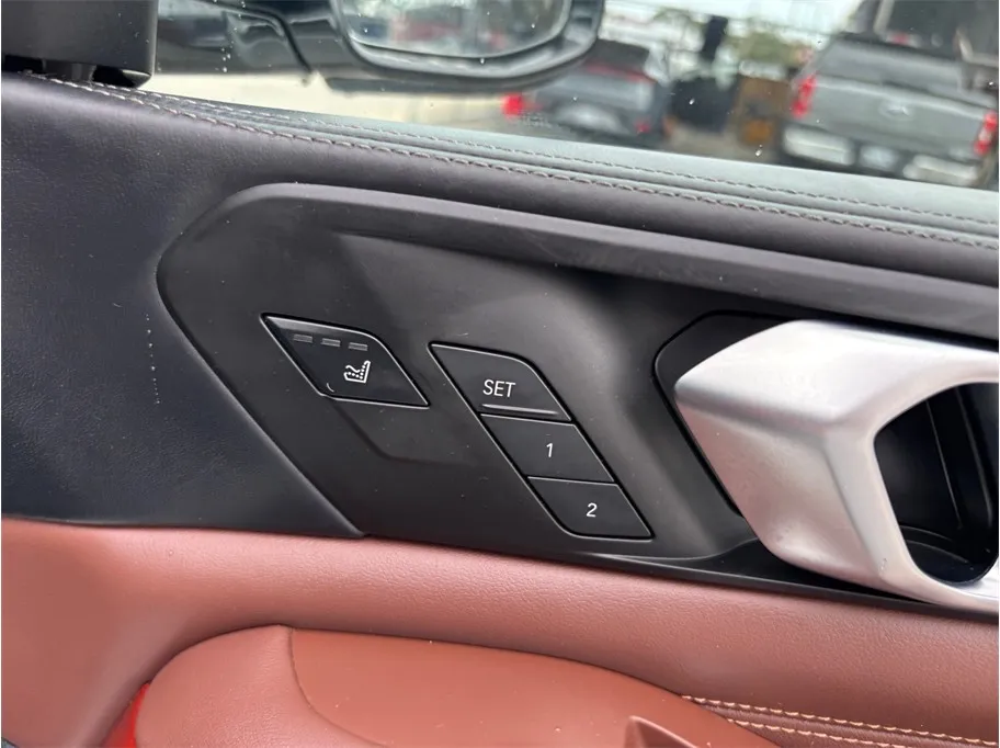 BMW X7 photo 52