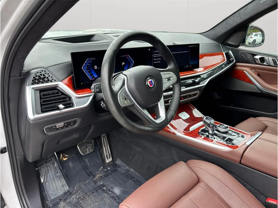 BMW X7 photo 6
