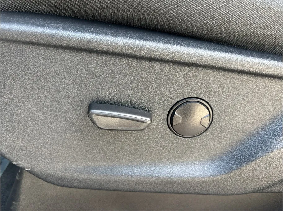 Ford F-150 photo 18