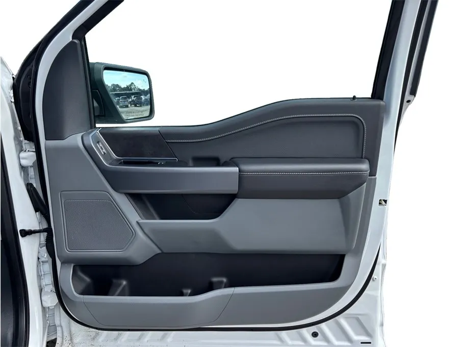 Ford F-150 photo 38
