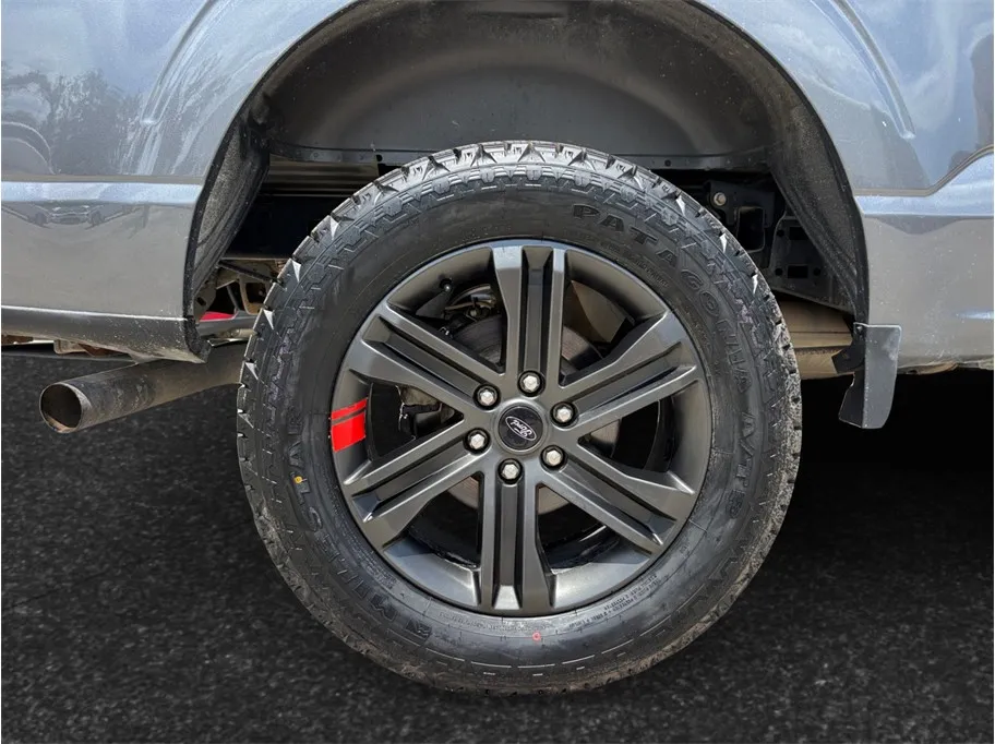 Ford F-150 photo 14