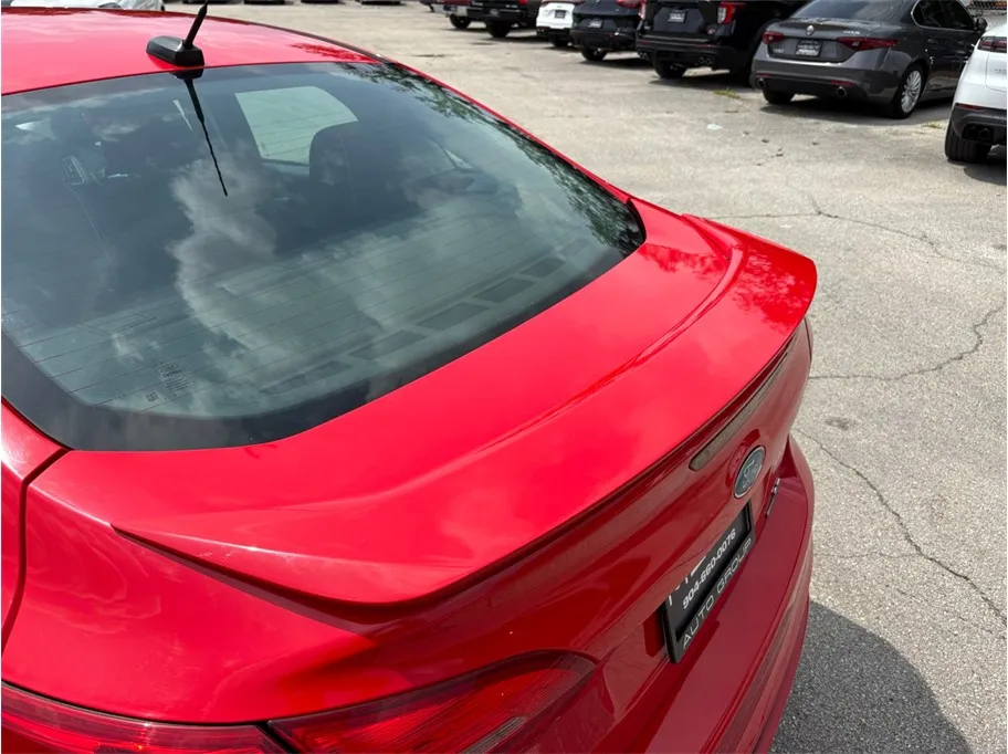 Ford Focus photo 12