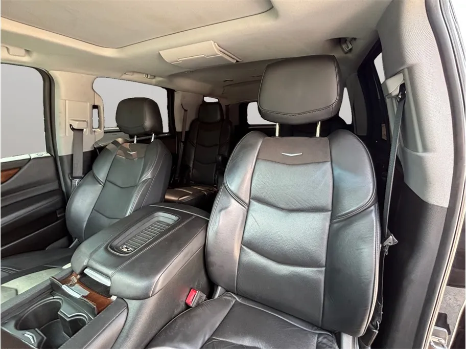 Cadillac Escalade photo 19